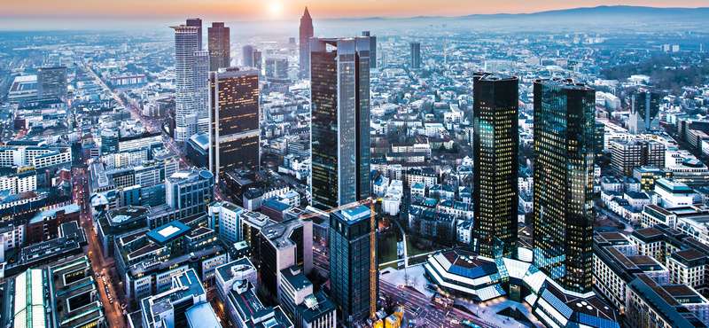 CityGames FFM: Frankfurt von oben im Sonnenuntergang